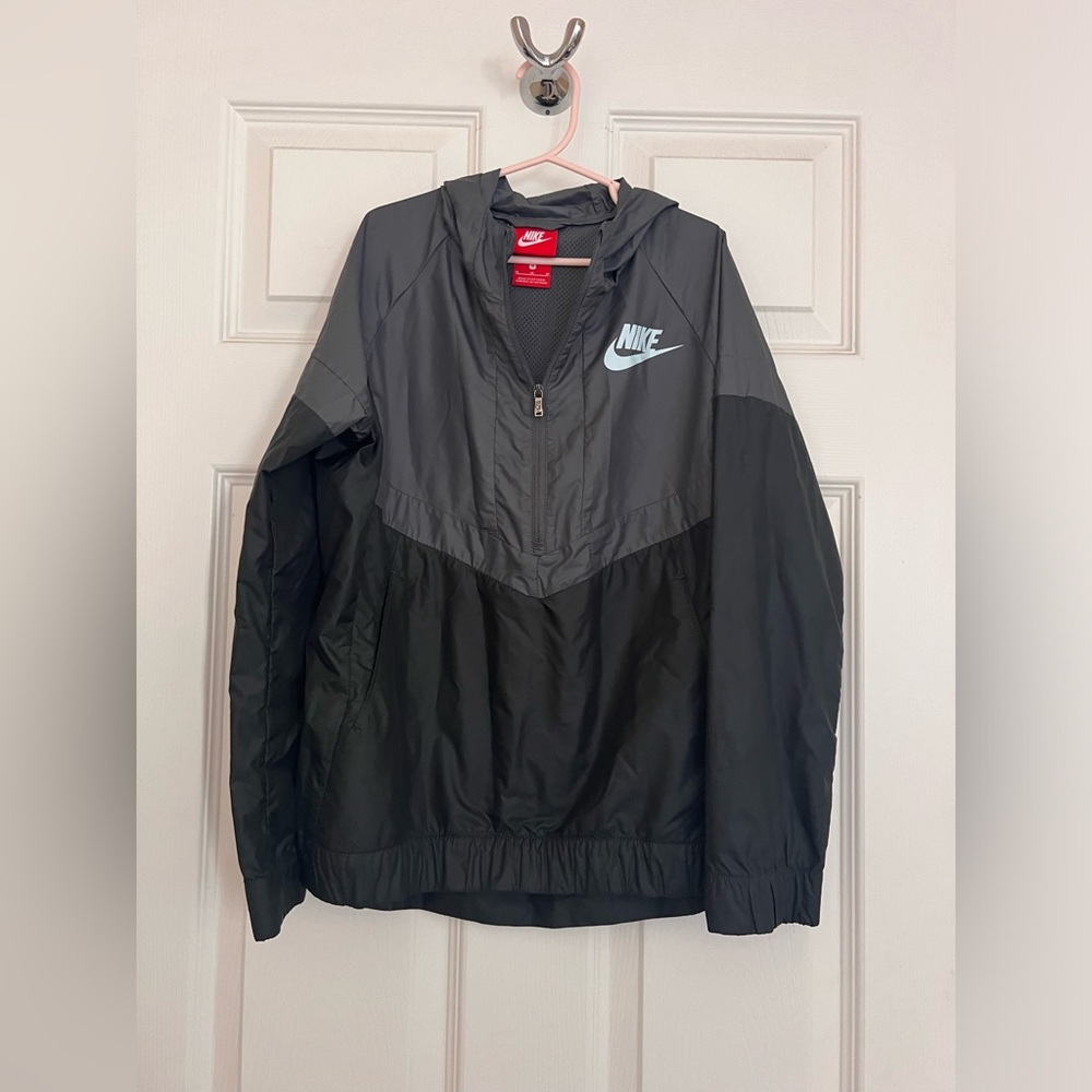 Nike Two Two Toned Windbreaker Hoodie/Jacket. Junior Size M.